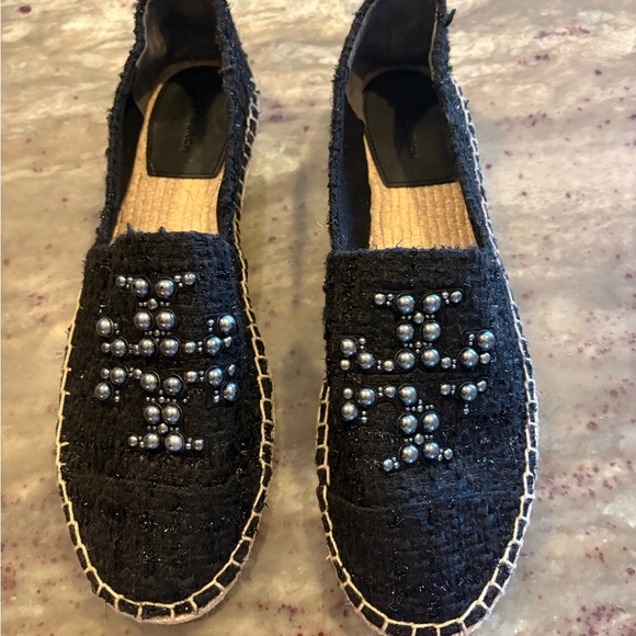 Tory Burch NIB Black Slip-Ons - Picture 2 of 7